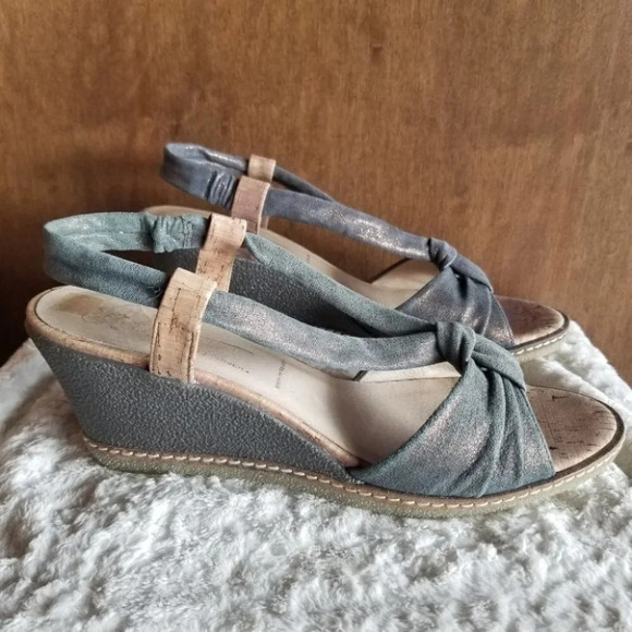 Donald J Pliner Metal Wedge Sandals Slingback  9.5 - Picture 2 of 10